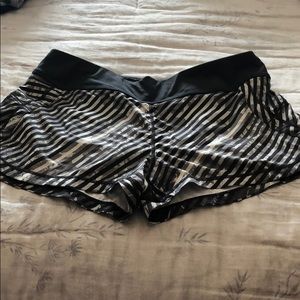 Athleta running shorts 3 inch inseam